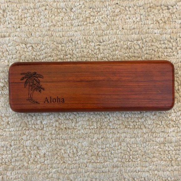 Teak Wood Hawaii ‘Aloha’ Pen & Case - Picture 2 of 8